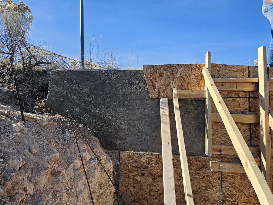 Concrete wall construction